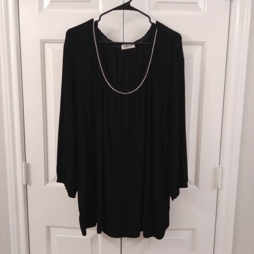 Black stretchy top